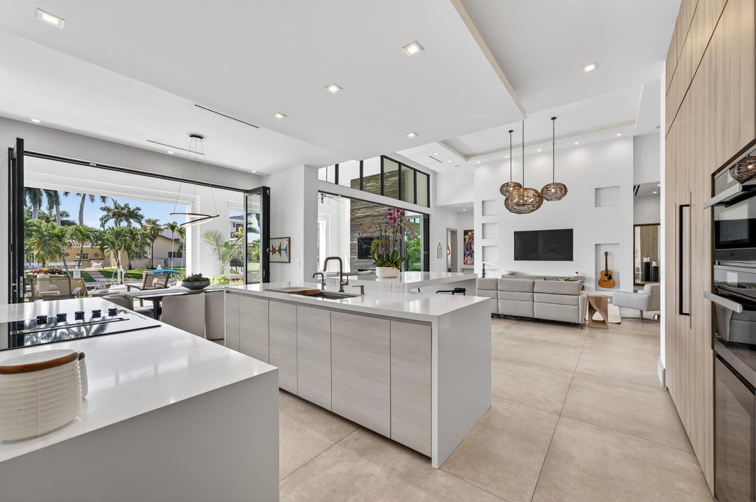 520 Golden Harbour