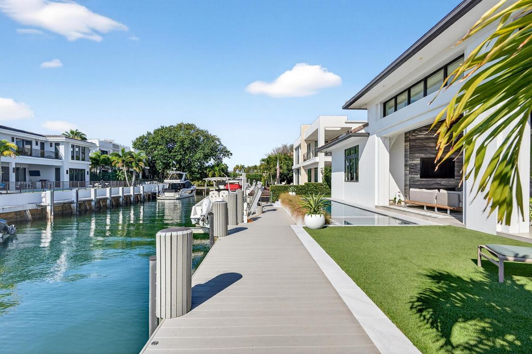 520 Golden Harbour