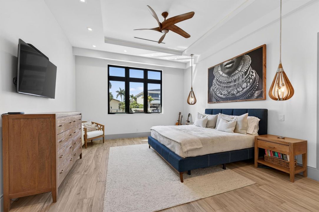 520 Golden Harbour
