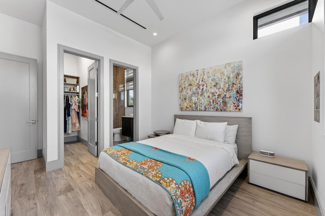 520 Golden Harbour