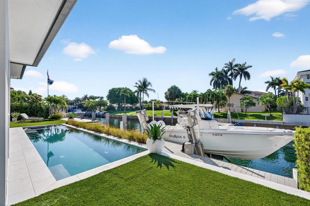 520 Golden Harbour