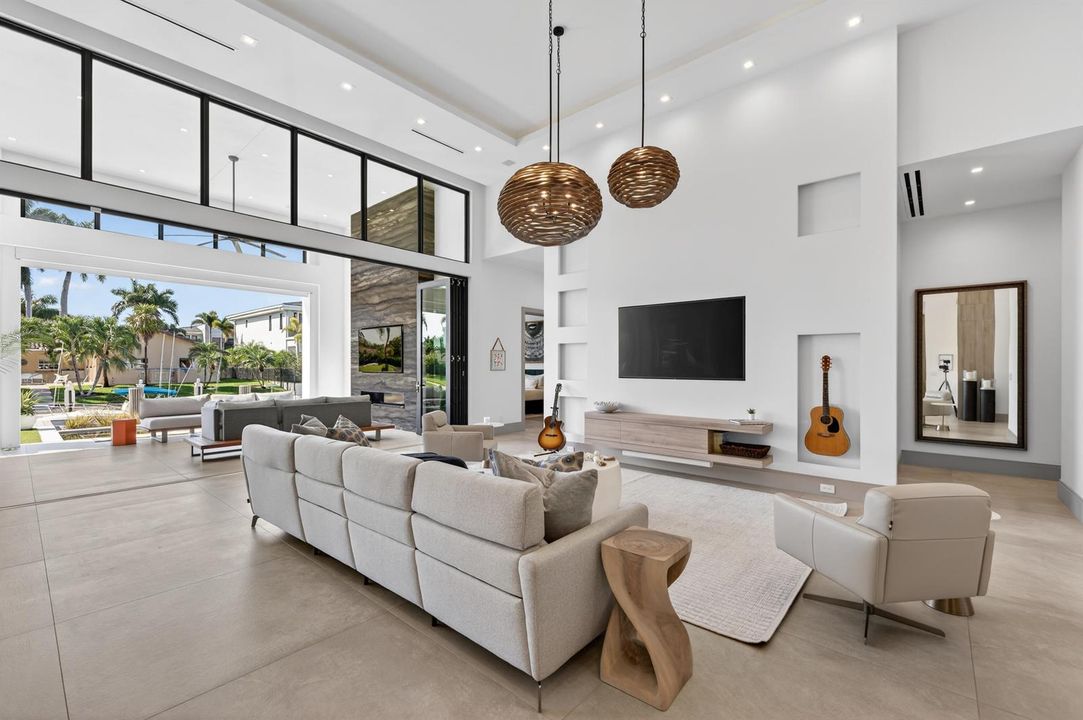 520 Golden Harbour
