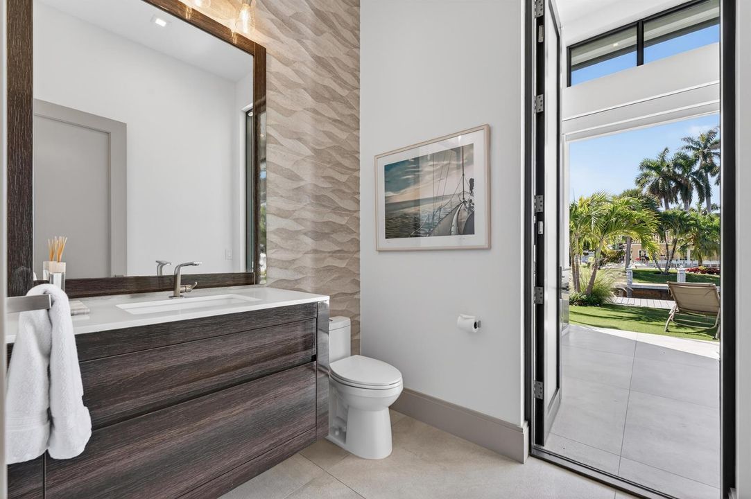 520 Golden Harbour