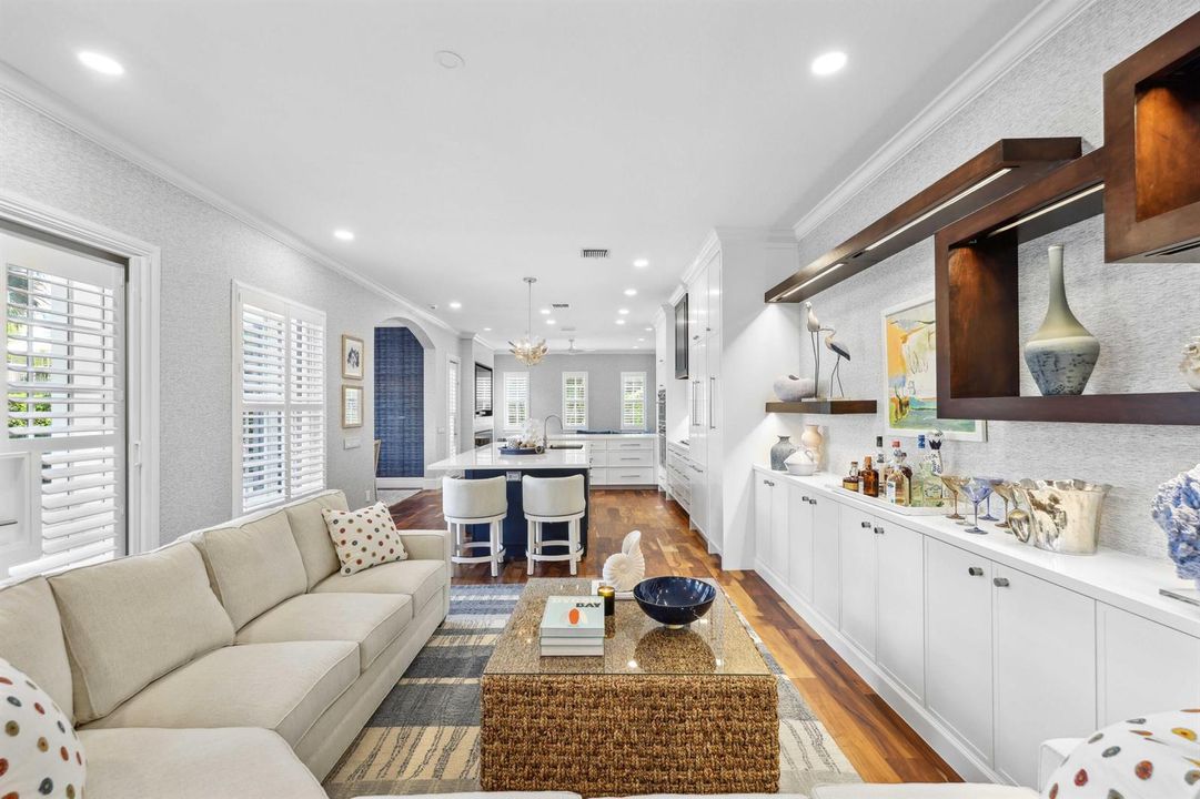 1028 Bay Street - 14
