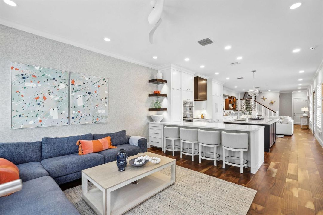 1028 Bay Street - 30