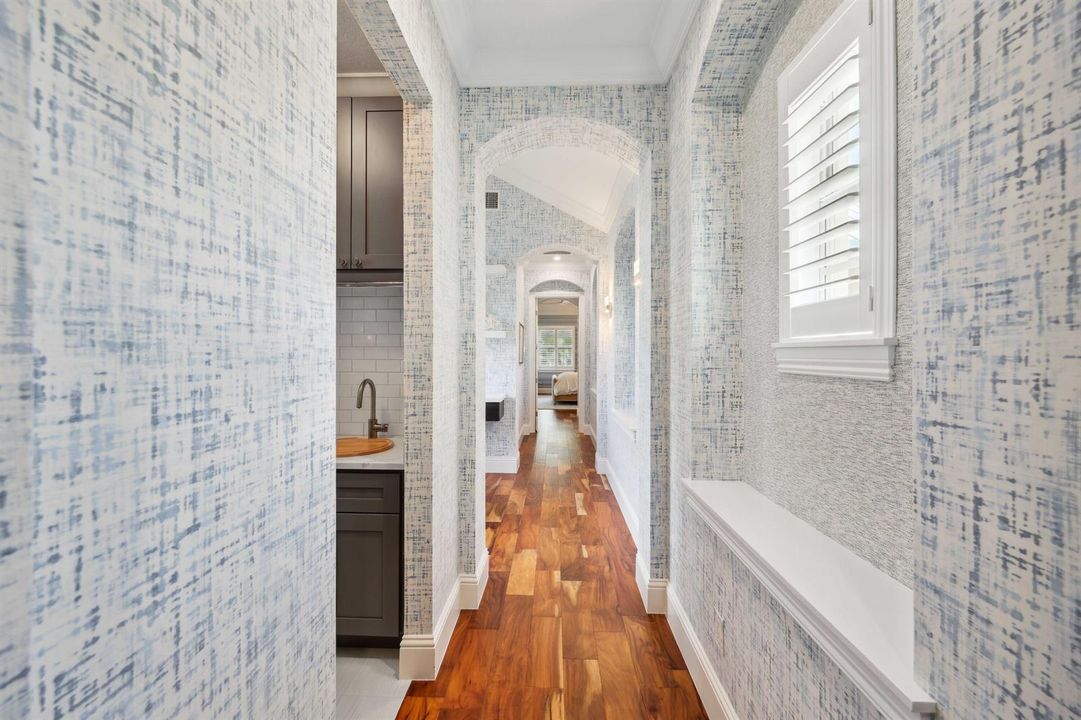 1028 Bay Street - 48
