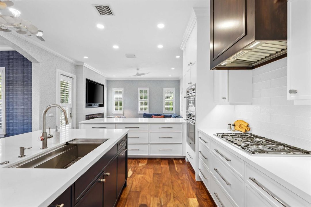 1028 Bay Street - 24