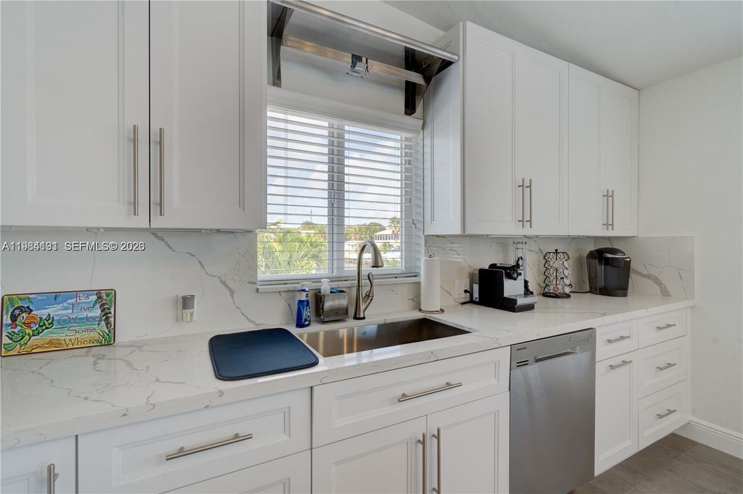 For Sale: $3,500,000 (4 beds, 4 baths, 3024 Square Feet)