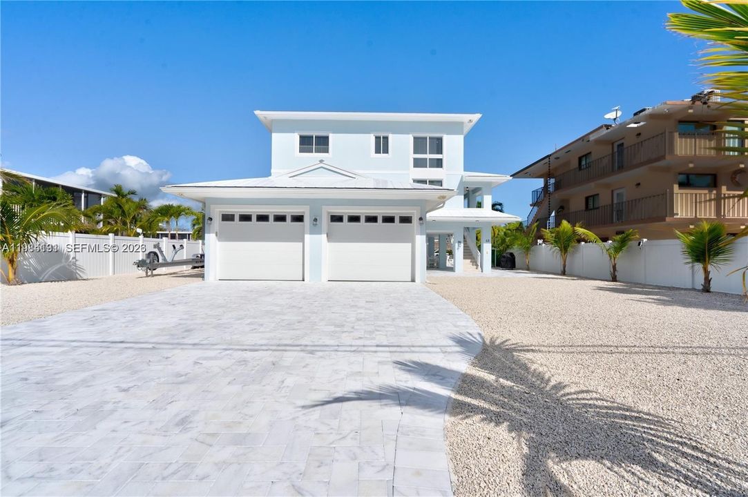 For Sale: $3,500,000 (4 beds, 4 baths, 3024 Square Feet)