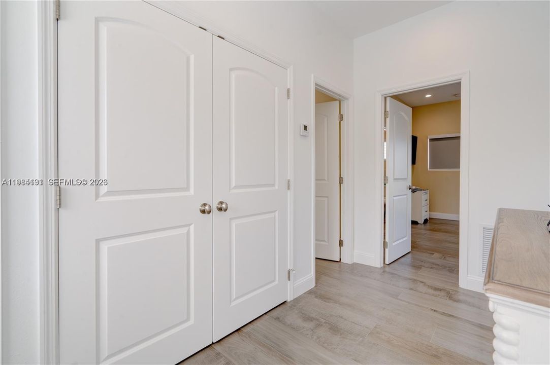 For Sale: $3,500,000 (4 beds, 4 baths, 3024 Square Feet)