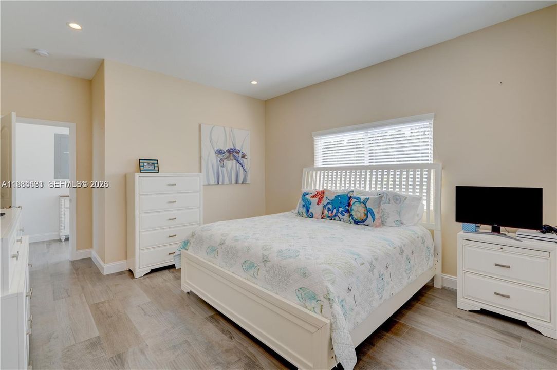 For Sale: $3,500,000 (4 beds, 4 baths, 3024 Square Feet)