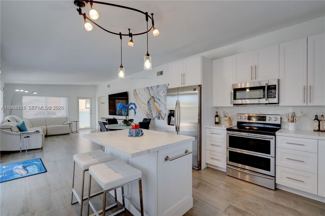 For Sale: $3,500,000 (4 beds, 4 baths, 3024 Square Feet)