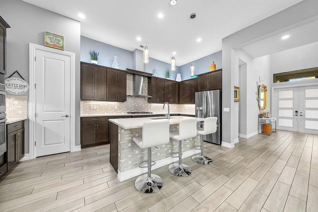 011-8884GrandPrixLane-BoyntonBeach-FL-33