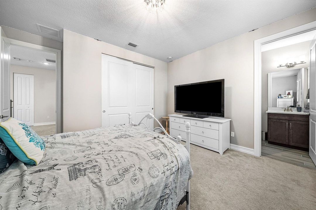030-8884GrandPrixLane-BoyntonBeach-FL-33