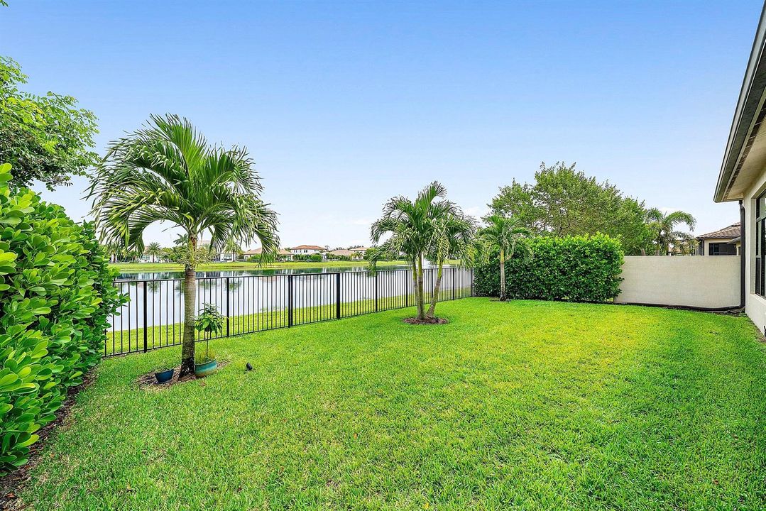 053-8884GrandPrixLane-BoyntonBeach-FL-33