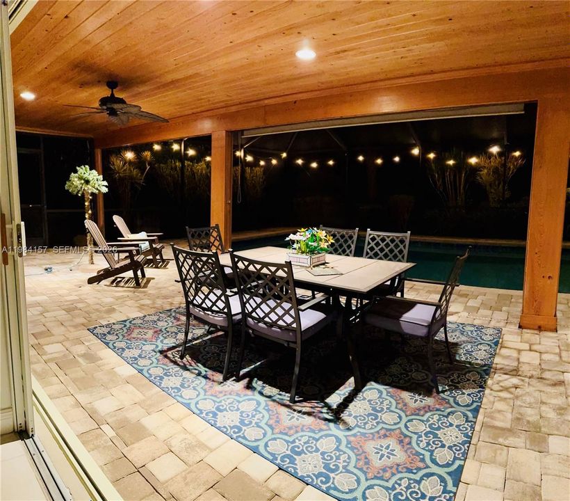 For Sale: $679,990 (3 beds, 2 baths, 1811 Square Feet)