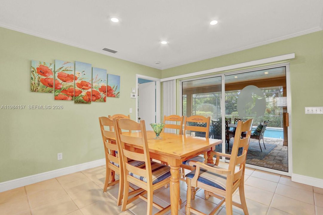 For Sale: $679,990 (3 beds, 2 baths, 1811 Square Feet)
