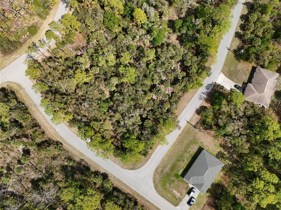 En Venta: $60,000 (0.50 acres)