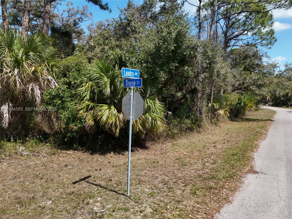 En Venta: $60,000 (0.50 acres)