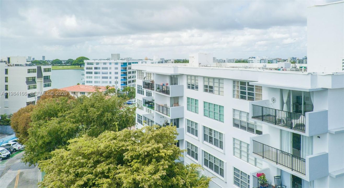На продажу: $375,000 (1 спален, 1 ванн, 1105 Квадратных фут)