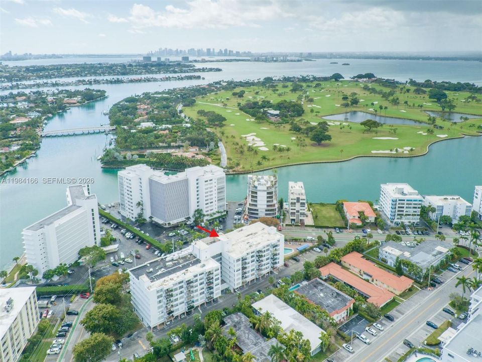 На продажу: $375,000 (1 спален, 1 ванн, 1105 Квадратных фут)