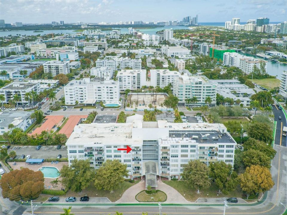 На продажу: $375,000 (1 спален, 1 ванн, 1105 Квадратных фут)