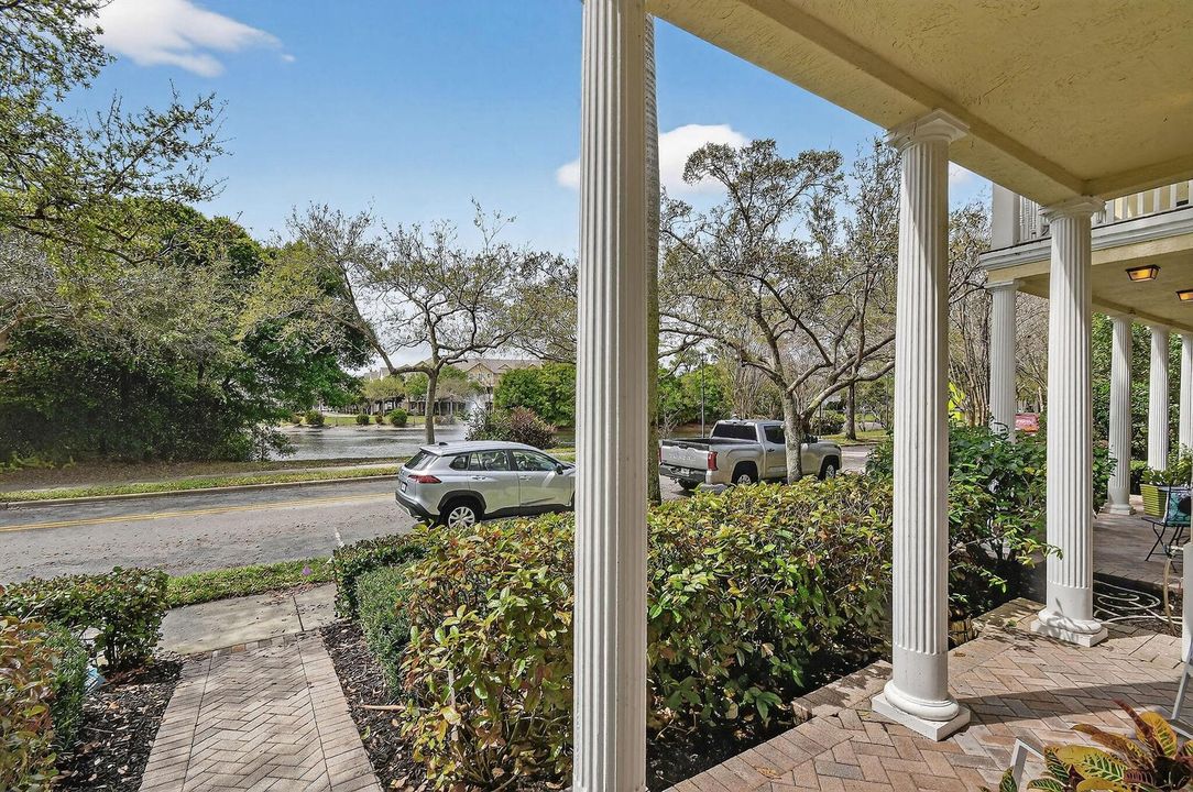 355EThatchPalmCir#103(9)