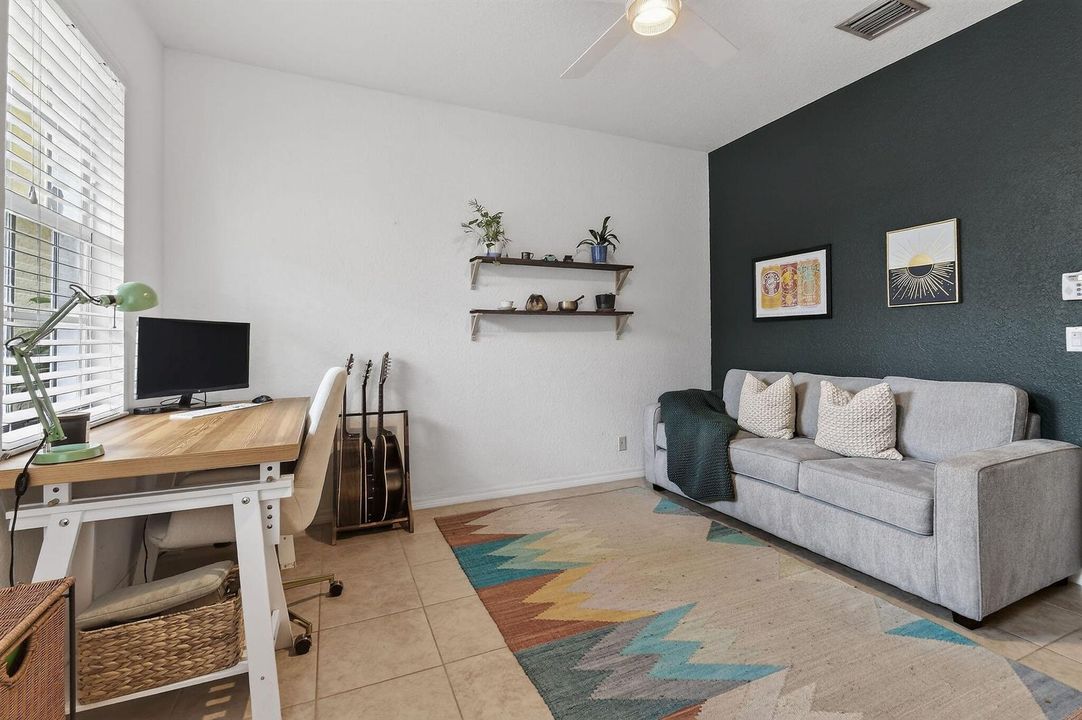 355EThatchPalmCir#103(14)