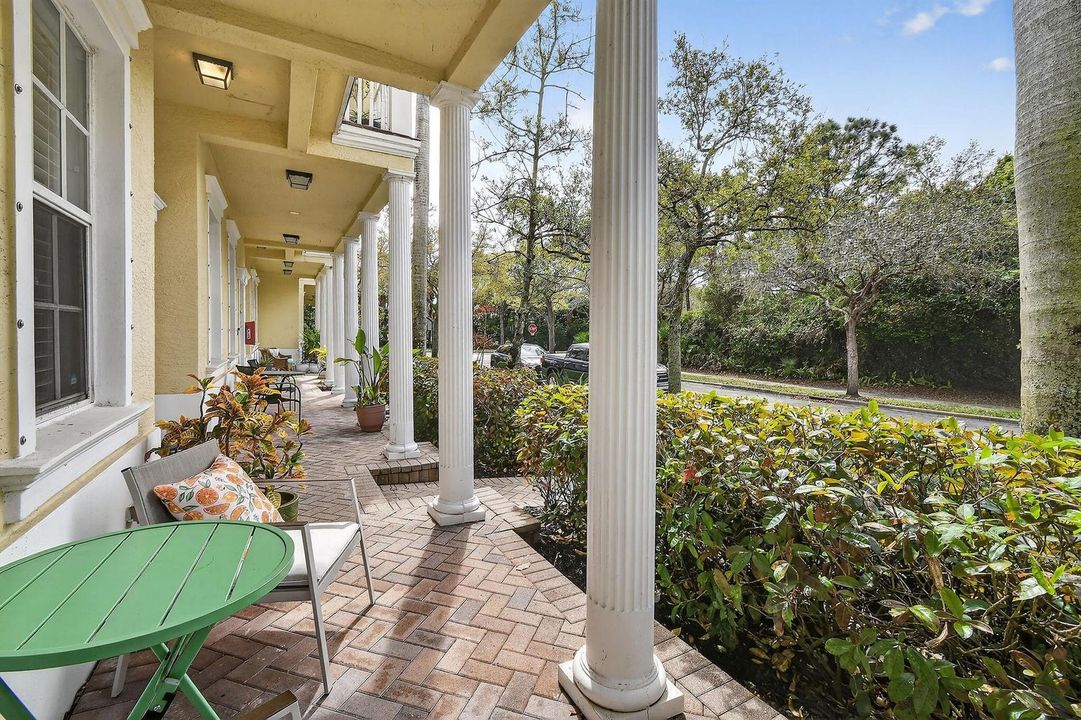 355EThatchPalmCir#103(8)