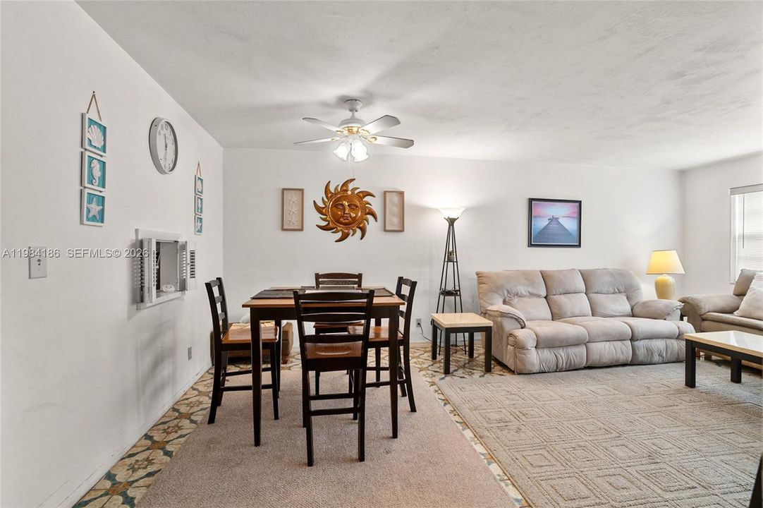 Active With Contract: $110,000 (1 beds, 1 baths, 954 Square Feet)