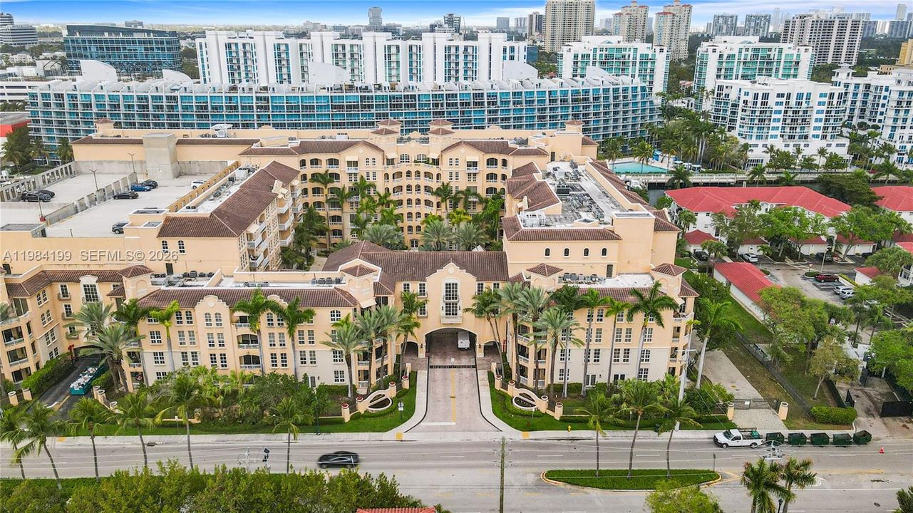 For Sale: $525,000 (2 beds, 2 baths, 1355 Square Feet)