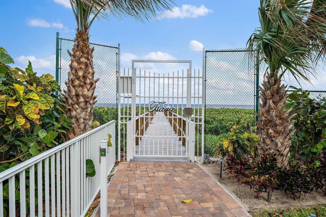 067-3000NOceanDr-SingerIsland-FL-SMALL