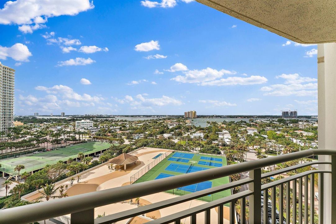 015-3000NOceanDr-14A-SingerIsland-SMALL