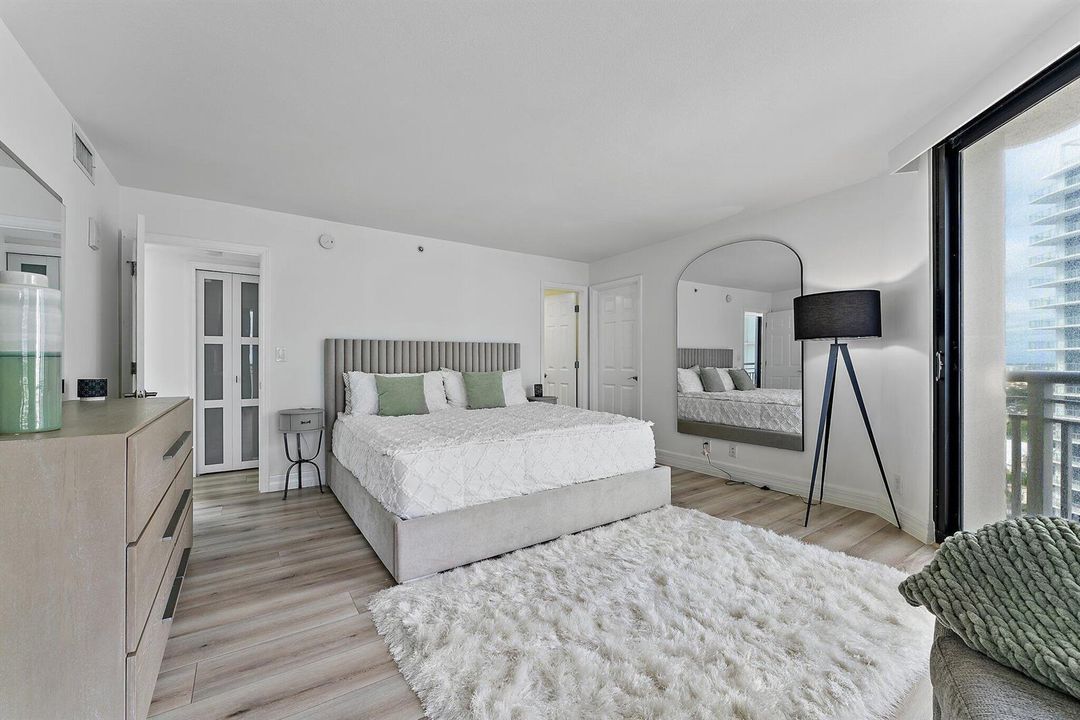 029-3000NOceanDr-14A-SingerIsland-SMALL