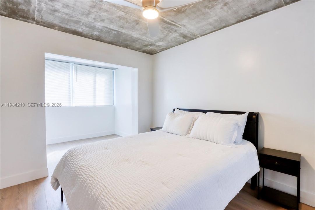 En Venta: $365,000 (2 camas, 2 baños, 1037 Pies cuadrados)