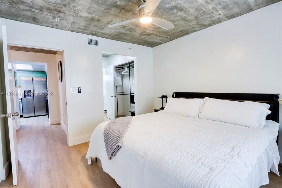 En Venta: $365,000 (2 camas, 2 baños, 1037 Pies cuadrados)