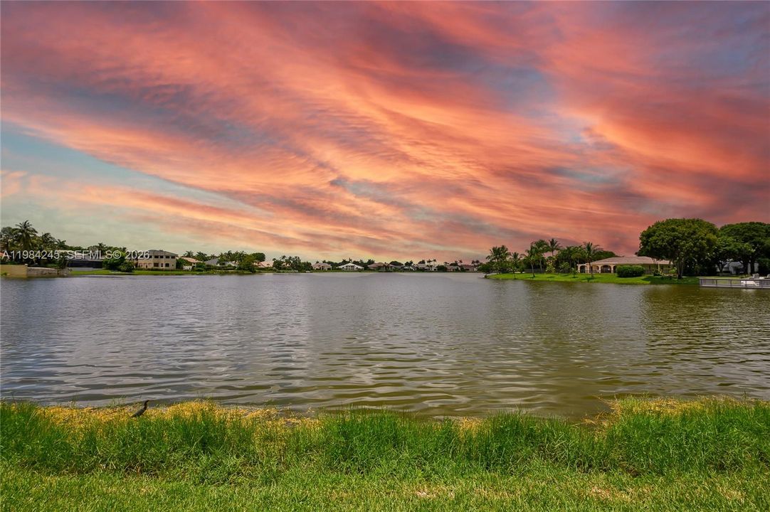 For Sale: $1,299,000 (4 beds, 2 baths, 2318 Square Feet)