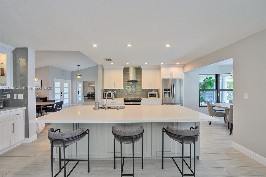 For Sale: $1,299,000 (4 beds, 2 baths, 2318 Square Feet)