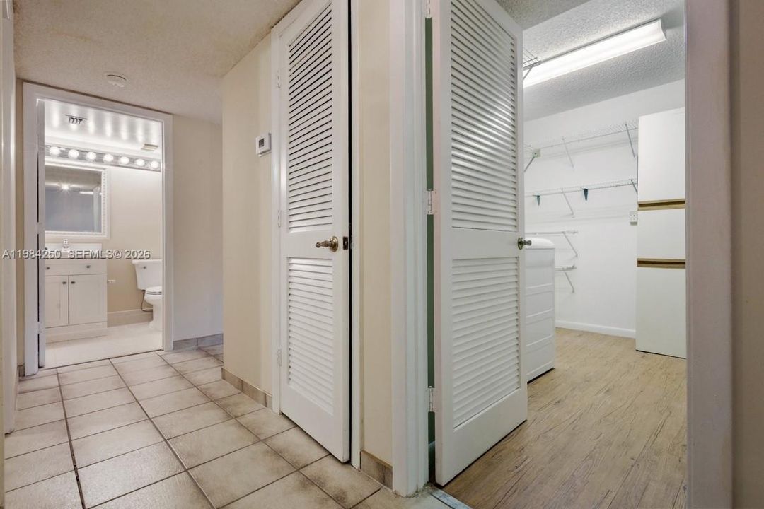 Activo con contrato: $135,000 (2 camas, 2 baños, 1270 Pies cuadrados)