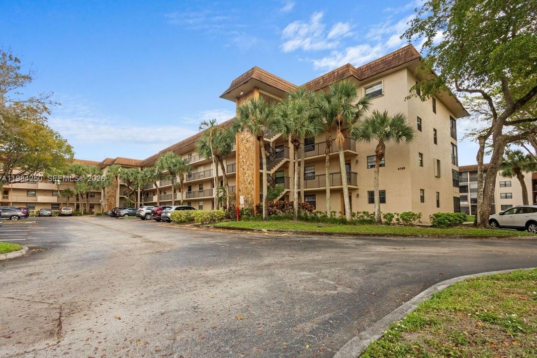 Activo con contrato: $135,000 (2 camas, 2 baños, 1270 Pies cuadrados)