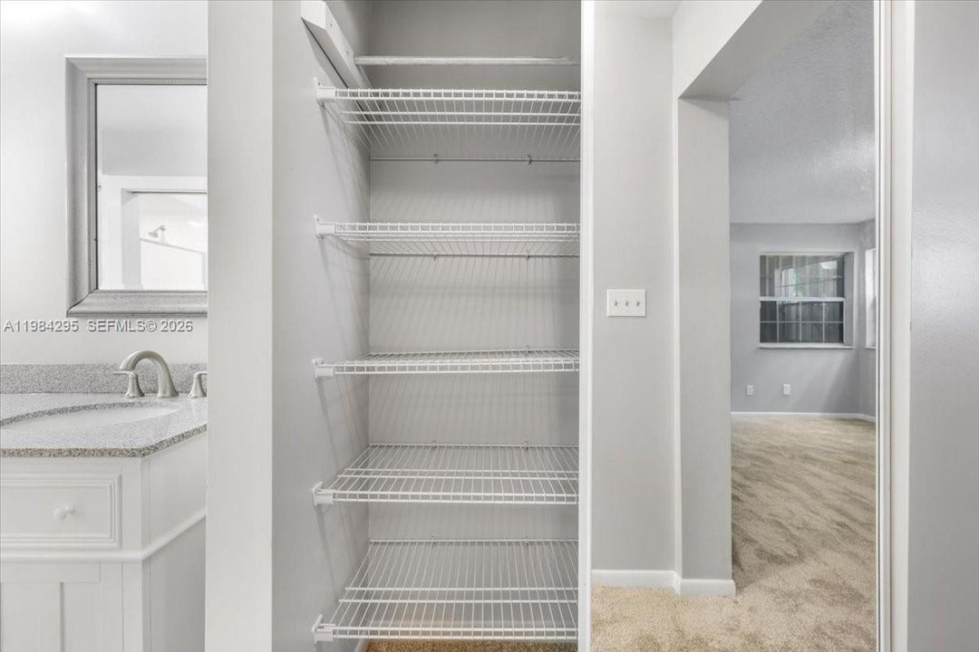 Recently Sold: $559,000 (3 beds, 2 baths, 1582 Square Feet)