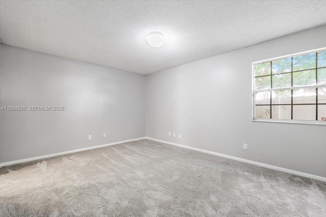 Recently Sold: $559,000 (3 beds, 2 baths, 1582 Square Feet)