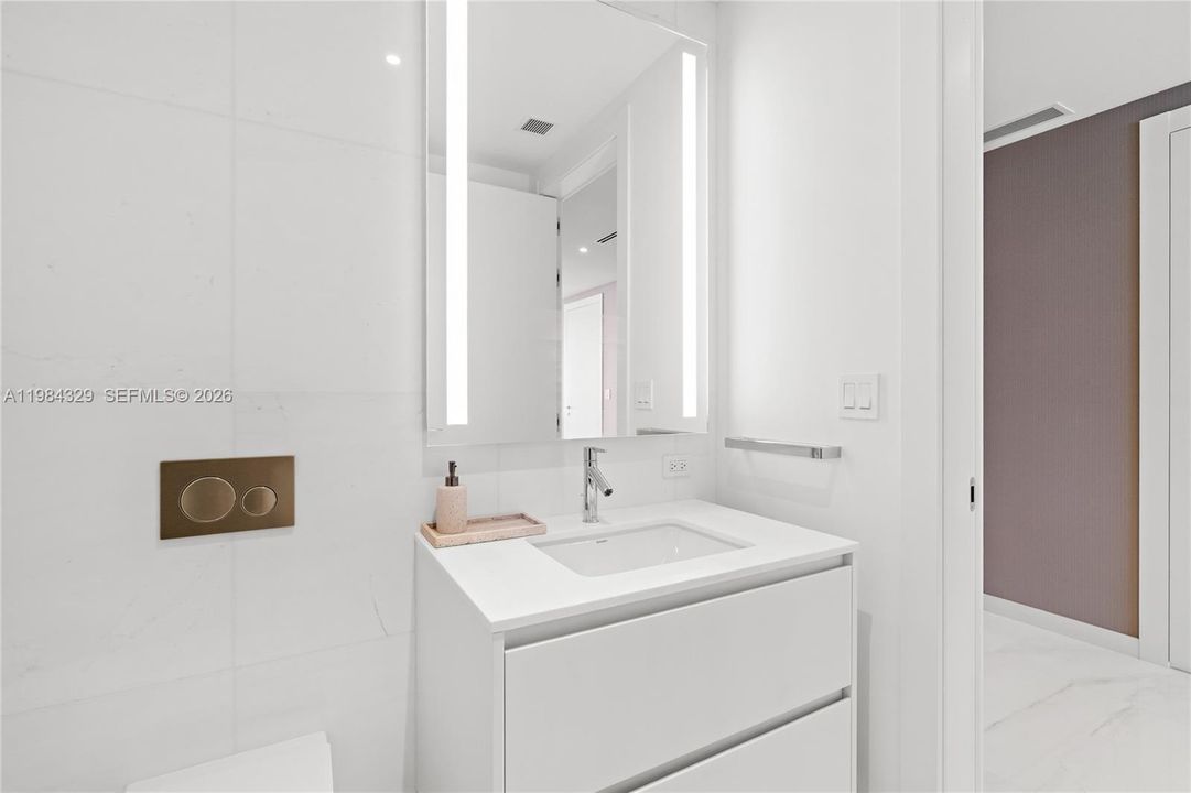 En Renta: $45,000 (5 camas, 5 baños, 3663 Pies cuadrados)
