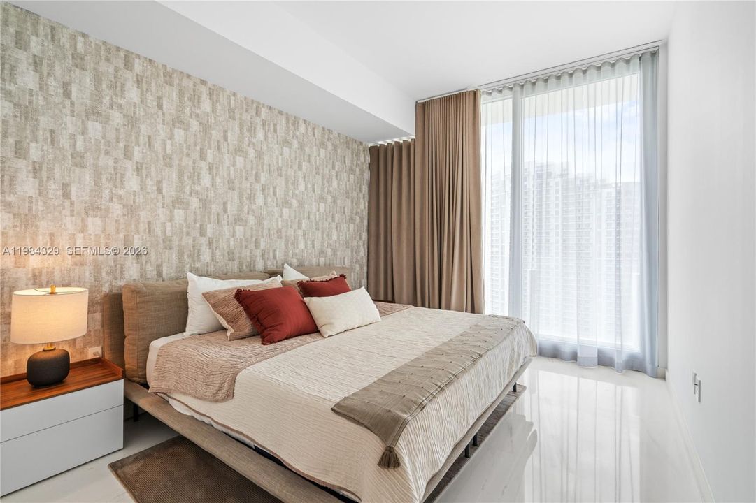 En Renta: $45,000 (5 camas, 5 baños, 3663 Pies cuadrados)