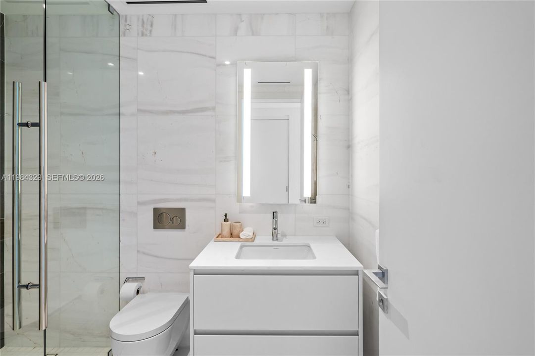 En Renta: $45,000 (5 camas, 5 baños, 3663 Pies cuadrados)