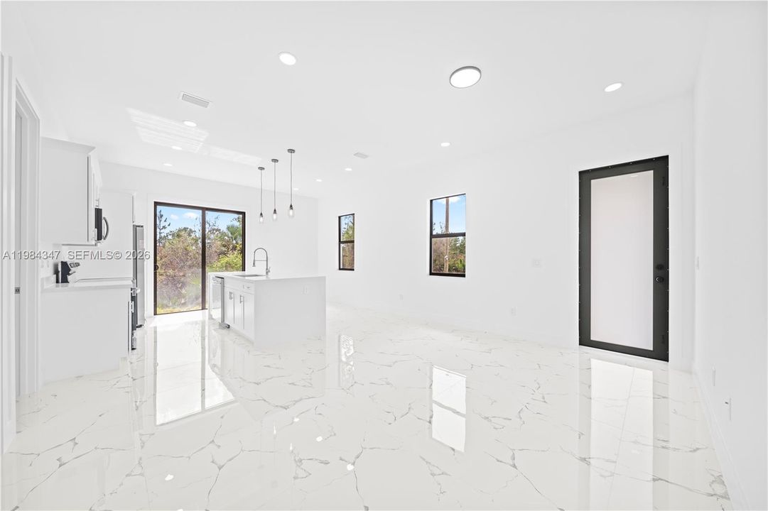 Vendido Recientemente: $258,000 (3 camas, 2 baños, 0 Pies cuadrados)