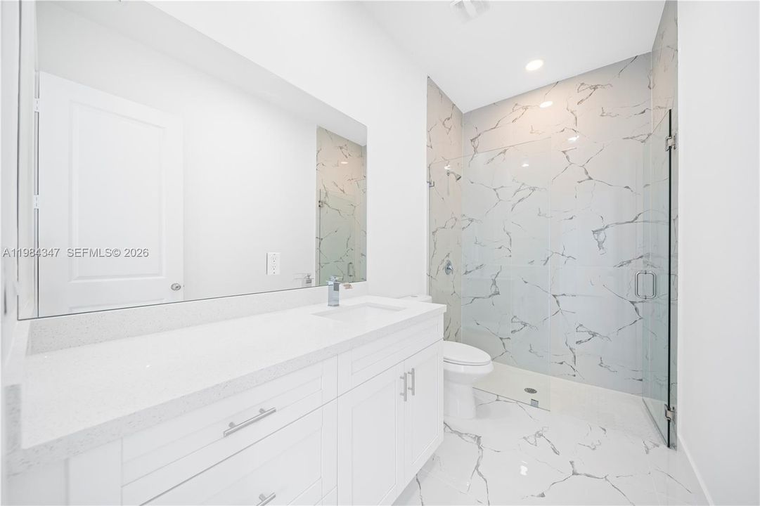 Vendido Recientemente: $258,000 (3 camas, 2 baños, 0 Pies cuadrados)