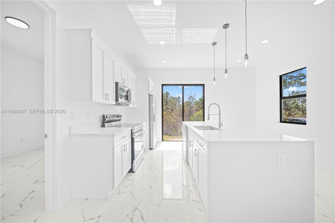 Vendido Recientemente: $258,000 (3 camas, 2 baños, 0 Pies cuadrados)