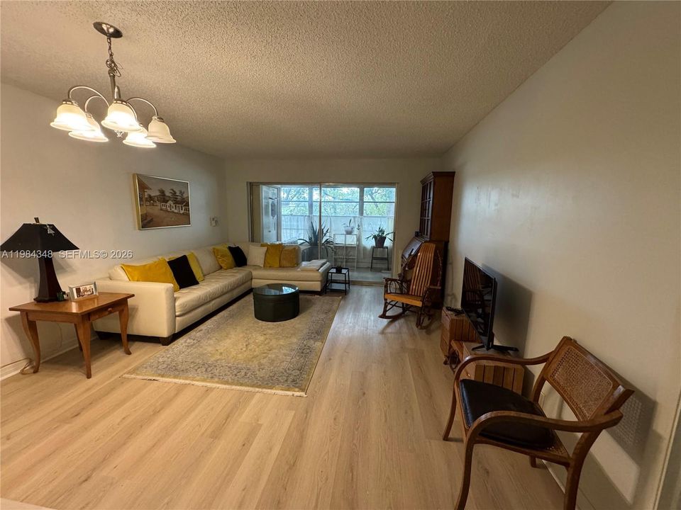 En Venta: $135,000 (1 camas, 1 baños, 730 Pies cuadrados)