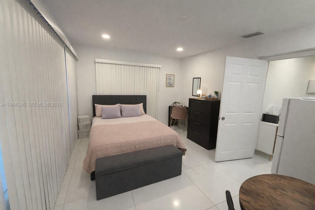 Vendido Recientemente: $899,000 (0 camas, 0 baños, 2582 Pies cuadrados)